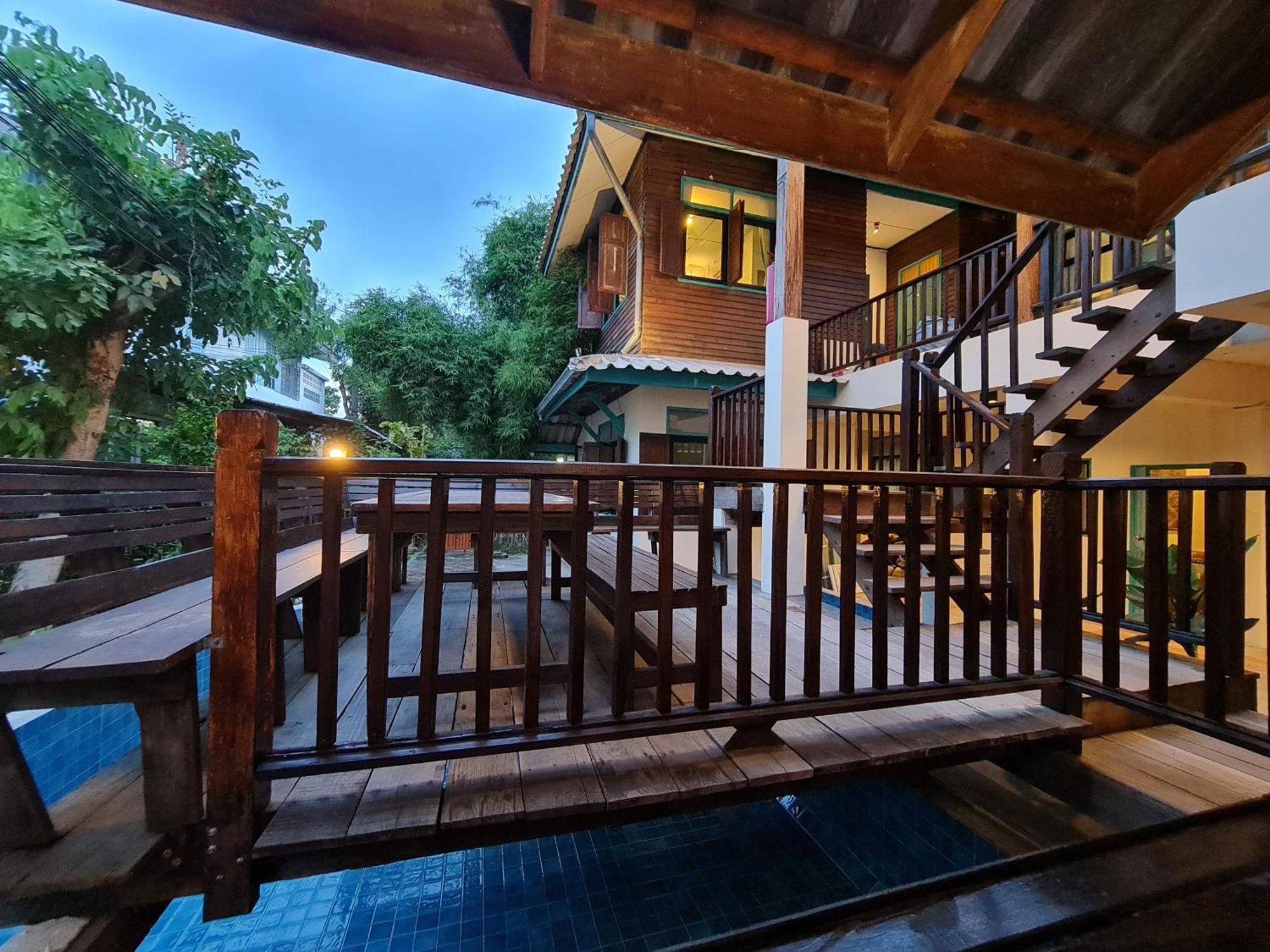 Апартаменти Tepbunthomhouse Ayutthaya Екстер'єр фото