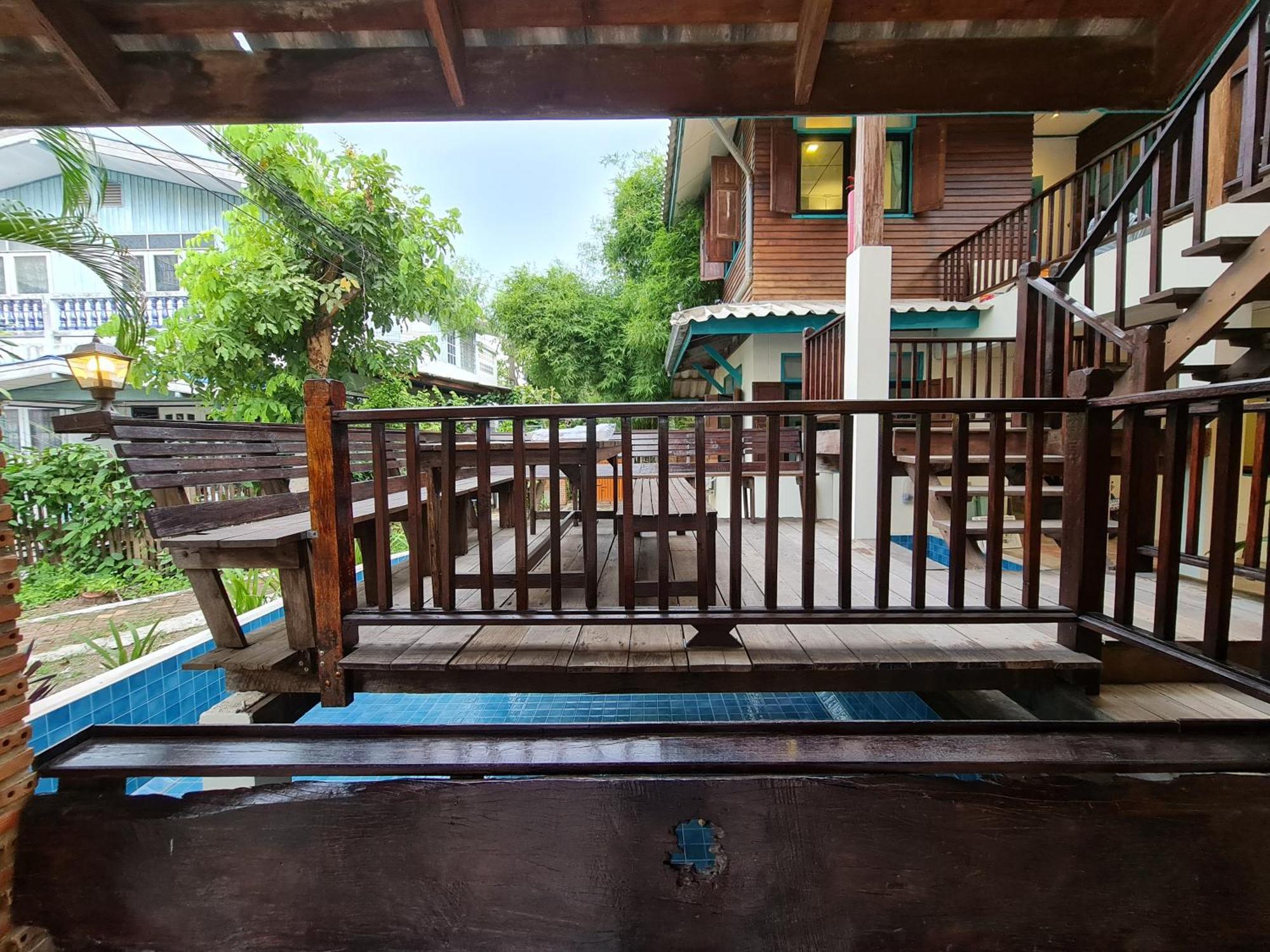 Апартаменти Tepbunthomhouse Ayutthaya Екстер'єр фото