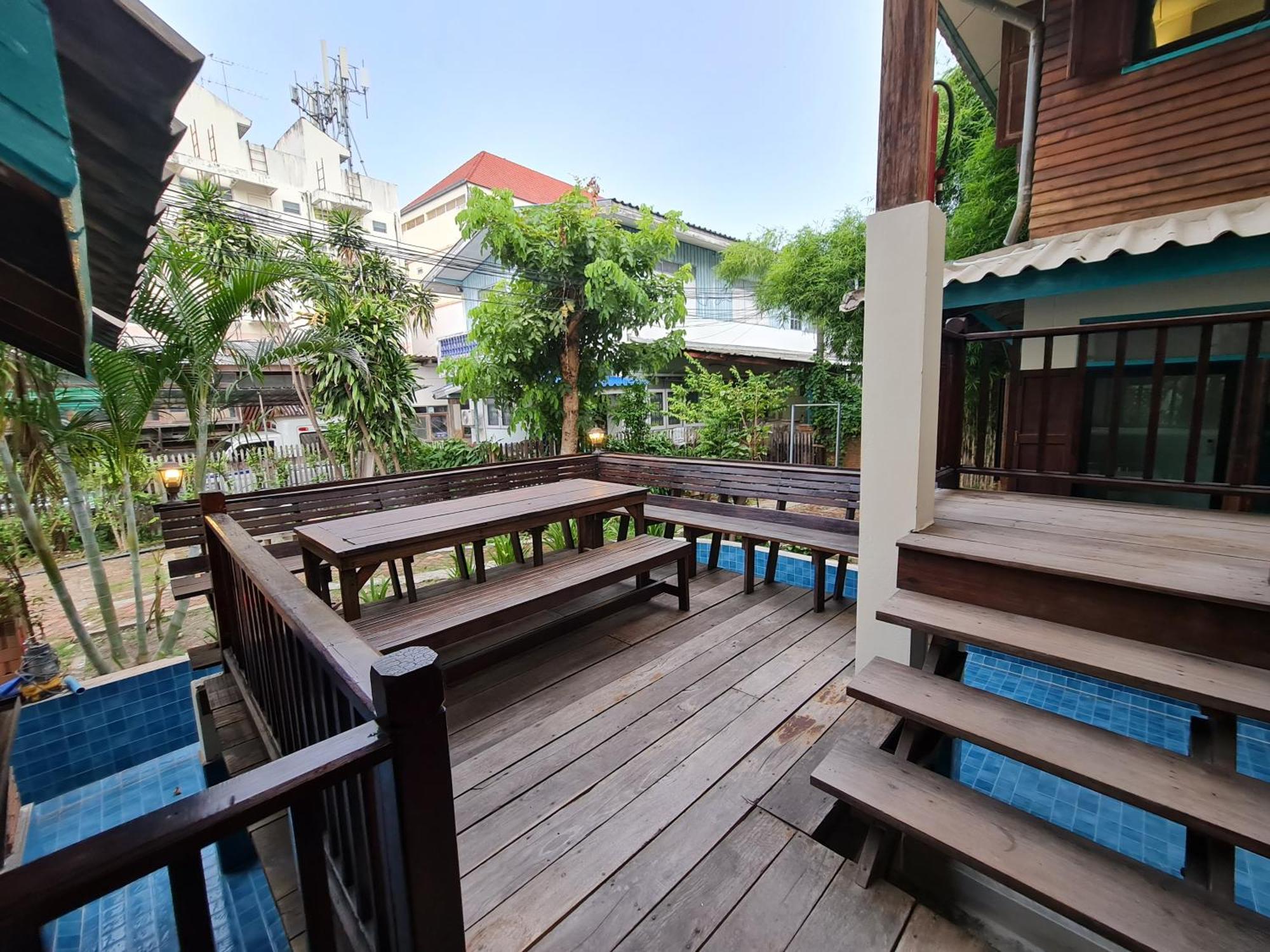 Апартаменти Tepbunthomhouse Ayutthaya Екстер'єр фото