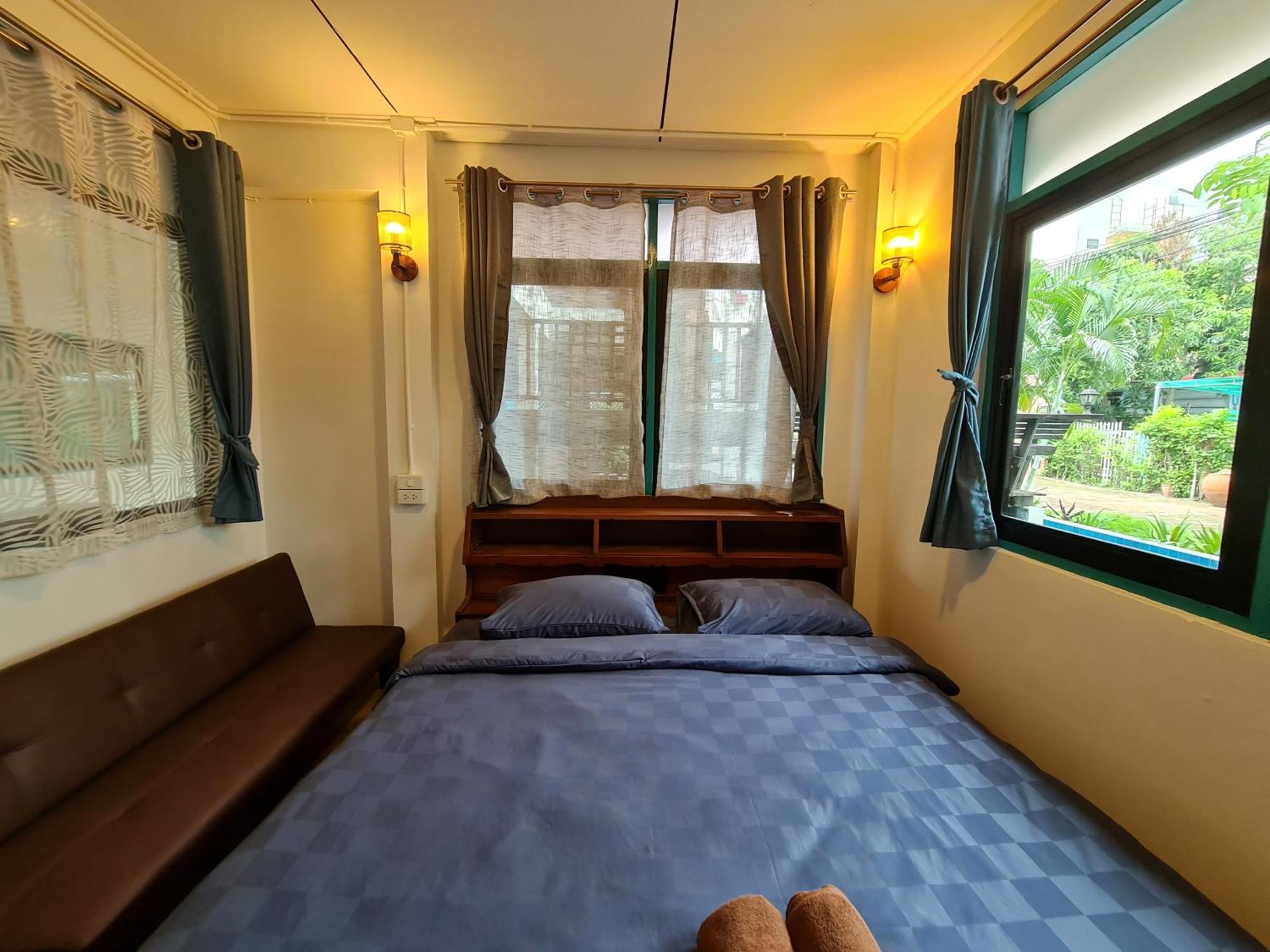 Апартаменти Tepbunthomhouse Ayutthaya Екстер'єр фото