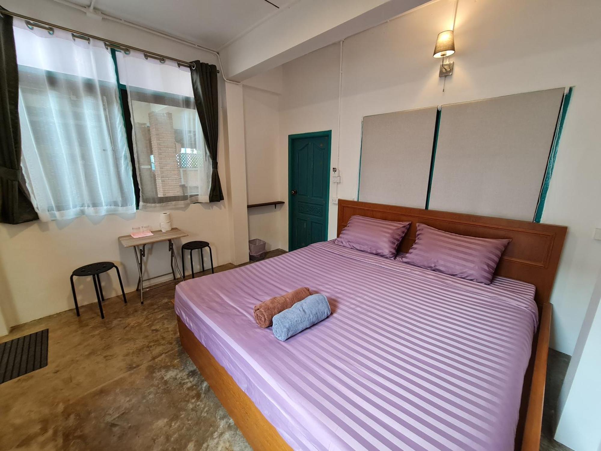 Апартаменти Tepbunthomhouse Ayutthaya Екстер'єр фото